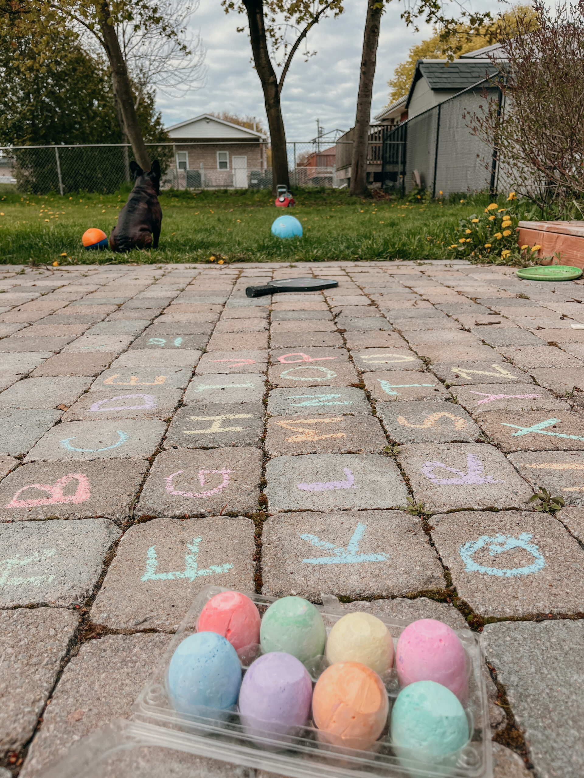 Easy Activities to Keep Your Toddler Busy